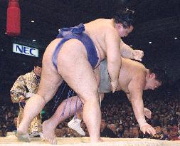 Kaio beats Musoyama